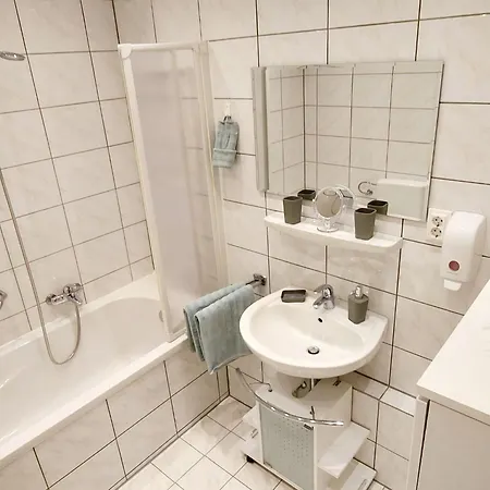 Wanderfalke By Interhome